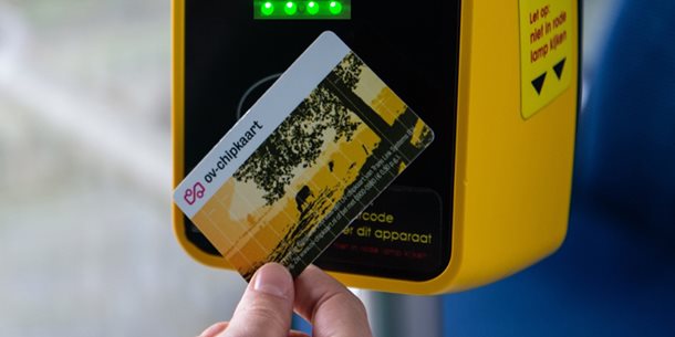 4 groene lampjes = goede check in/uit